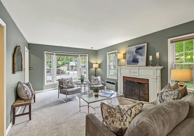 Photo 3 of Sale Pending at 1947 Arona St, Saint Paul, MN 55113 | MLS# 7107811 | Listing updated on 2026-10-08