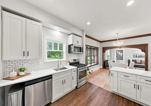 Photo 4 of Sale Pending at 4100 Vera Cruz Ave N, Minneapolis, MN 55422 | MLS# 7107821 | Listing updated on 2026-09-04