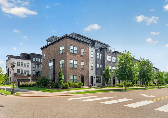 Photo 1 of Single family home for sale at 850 Mount Curv Blvd #C, Saint Paul, MN 55116 | MLS# 7107837 | Listing updated on 2026-09-30