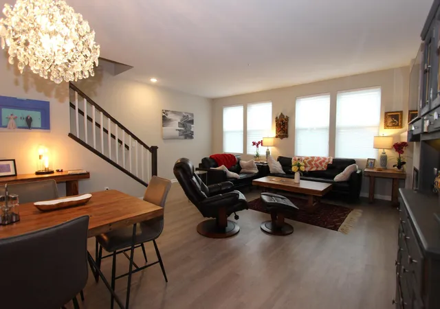 Photo 3 of Single family home for sale at 850 Mount Curv Blvd #C, Saint Paul, MN 55116 | MLS# 7107837 | Listing updated on 2026-09-30