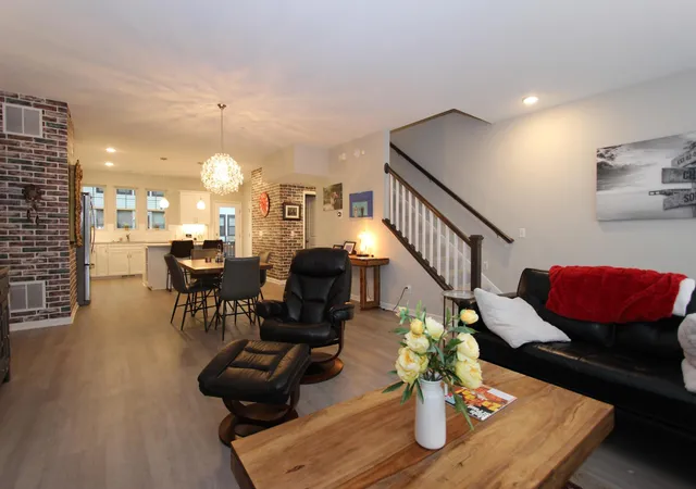 Photo 3 of Single family home for sale at 850 Mount Curv Blvd #C, Saint Paul, MN 55116 | MLS# 7107837 | Listing updated on 2026-09-30