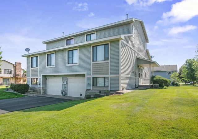 2nd image of 1501 127th Ln Ne, Minneapolis, MN 55449 | MLS# 7107841