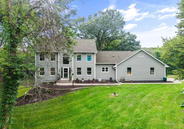 Photo 3 of Single family home for sale at 8891 90th Ct Way, Northfield, MN 55057 | MLS# 7107847 | Listing updated on 2026-09-05
