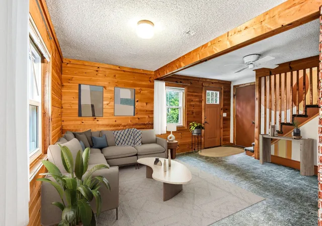 Photo 2 of Single family home for sale at 501 3rd Street W, Hastings, MN 55033 | MLS# 7107848 | Listing updated on 2026-08-26