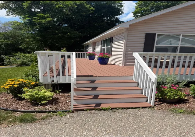 Photo 4 of Sale Pending at 5142 Waterbury Rd, Mound, MN 55364 | MLS# 7107869 | Listing updated on 2026-09-30