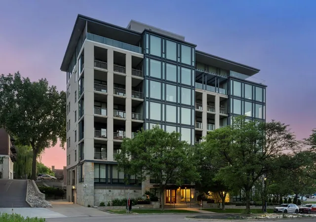Photo 1 of Condo for sale at 301 Kenwood Pkwy #601, Minneapolis, MN 55403 | MLS# 7107888 | Listing updated on 2026-08-27
