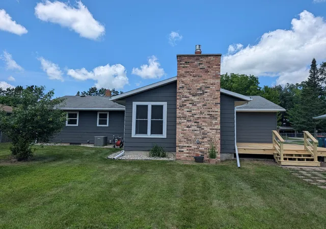 4th image of 215 Madison Ave Sw, Wadena, MN 56482 | MLS# 7107903