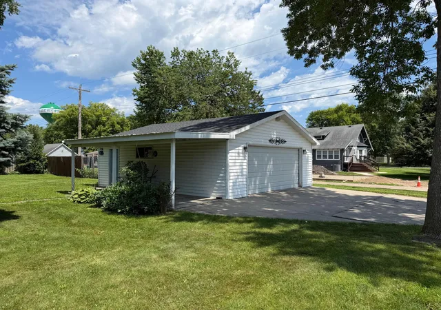 Homes for sale in Benson, MN | 411 16Th St S, Benson, MN 56215 | MLS# 7107905