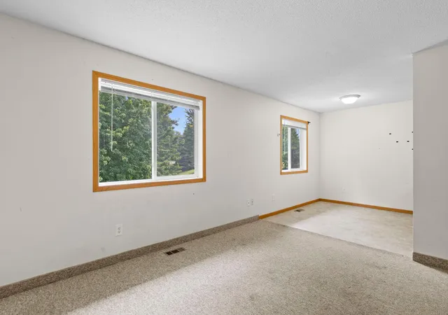 Photo 3 of Sale Pending at 16870 Glencoe Ave, Lakeville, MN 55044 | MLS# 7107935 | Listing updated on 2026-08-26