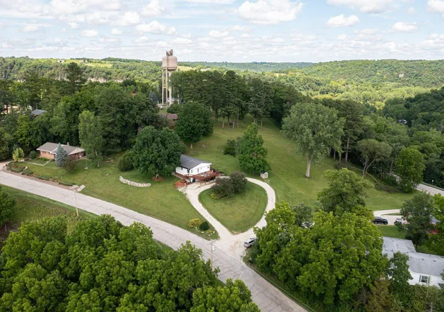 3rd image of 202 Ridgeview Ln S, Lanesboro, MN 55949 | MLS# 7107958
