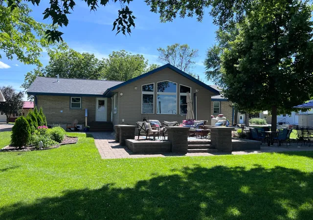1st image of 13942 Goose Isle Rd, Big Stone City, SD 57216 | MLS# 7107963
