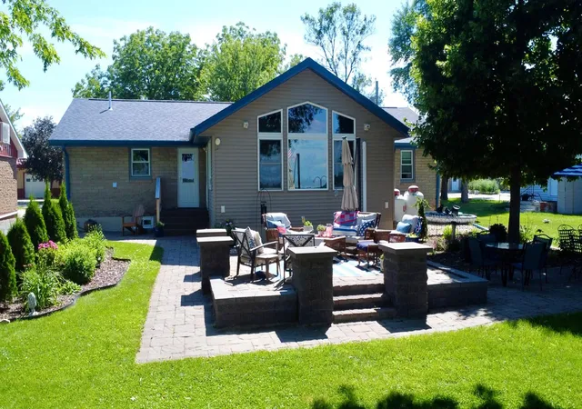 3rd image of 13942 Goose Isle Rd, Big Stone City, SD 57216 | MLS# 7107963