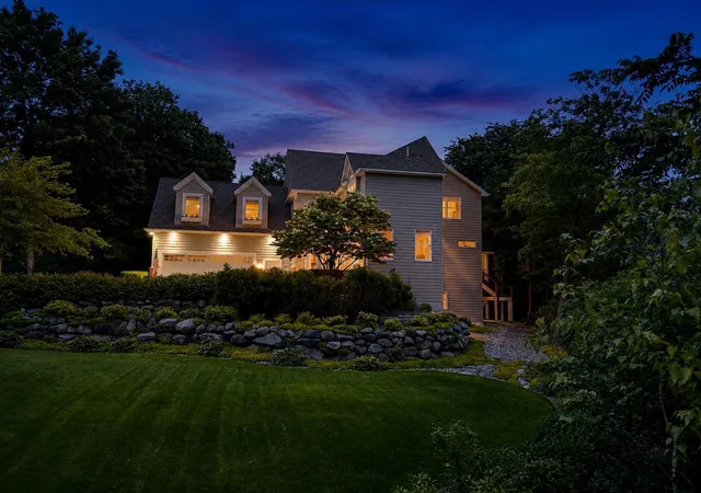 2nd image of 2866 Timberview Trl, Chaska, MN 55318 | MLS# 7107966