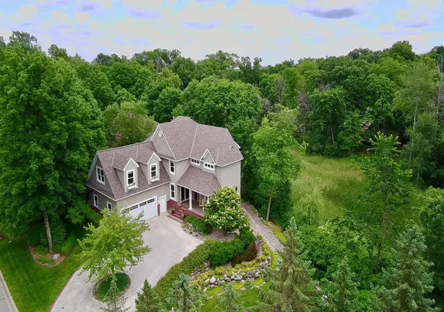 4th image of 2866 Timberview Trl, Chaska, MN 55318 | MLS# 7107966