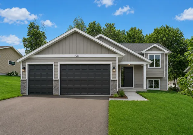 Photo 1 of Single family home for sale at 1102 2nd Street Se, Faribault, MN 55021 | MLS# 7107991 | Listing updated on 2026-07-17