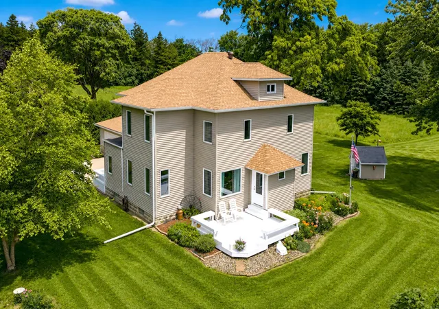 3rd image of 19933 900Th Ave, Austin, MN 55912 | MLS# 7107993
