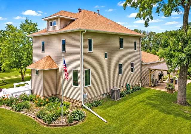 4th image of 19933 900Th Ave, Austin, MN 55912 | MLS# 7107993