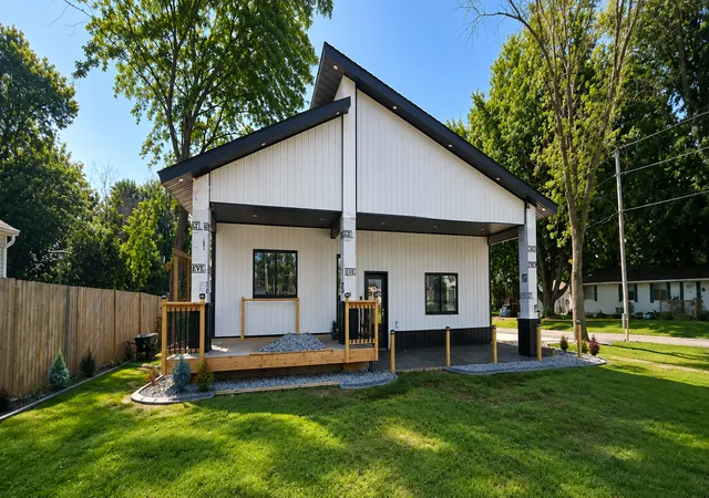 3rd image of 1775 9Th Ave Se, Forest Lake, MN 55025 | MLS# 7108000