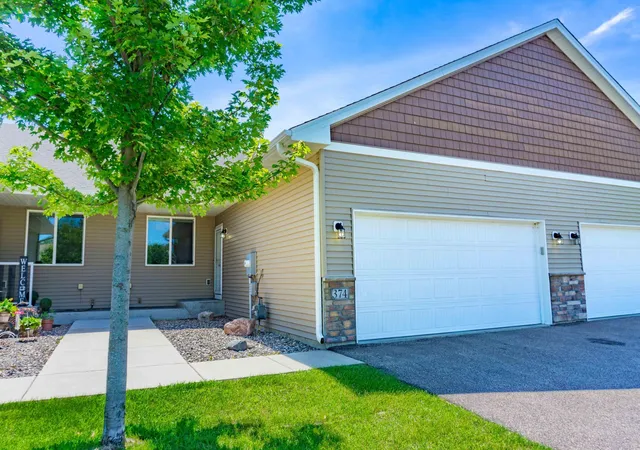 1st image of 374 Meadow Ln, Young America, MN 55397 | MLS# 7108001