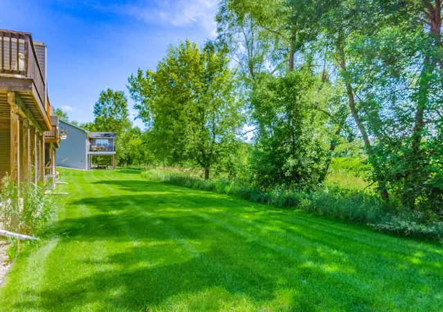 4th image of 374 Meadow Ln, Young America, MN 55397 | MLS# 7108001