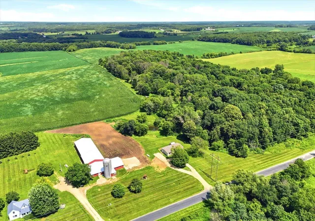 24th image of 3138 Pierce Saint Croix Rd, Spring Valley, WI 54767 | MLS# 7108004