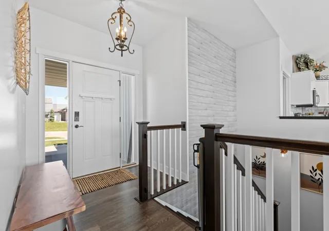 Photo 2 of Single family home for sale at 893 Towne Dr Ne, Byron, MN 55920 | MLS# 7108012 | Listing updated on 2026-08-12