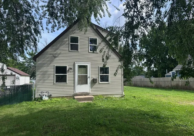 1st image of 2103 3rd Ave Ne, Austin, MN 55912 | MLS# 7108037
