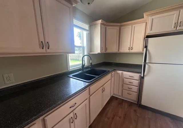 4th image of 2103 3Rd Ave Ne, Austin, MN 55912 | MLS# 7108037