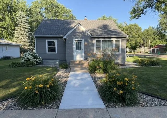 1st image of 800 N Marshall Ave, Litchfield, MN 55355 | MLS# 7108045
