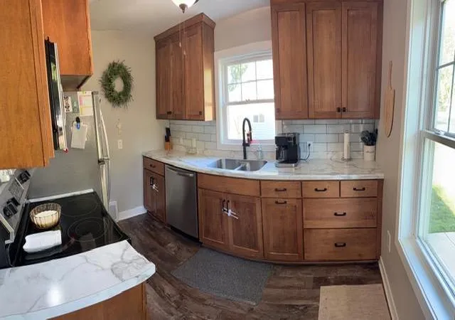 4th image of 800 N Marshall Ave, Litchfield, MN 55355 | MLS# 7108045