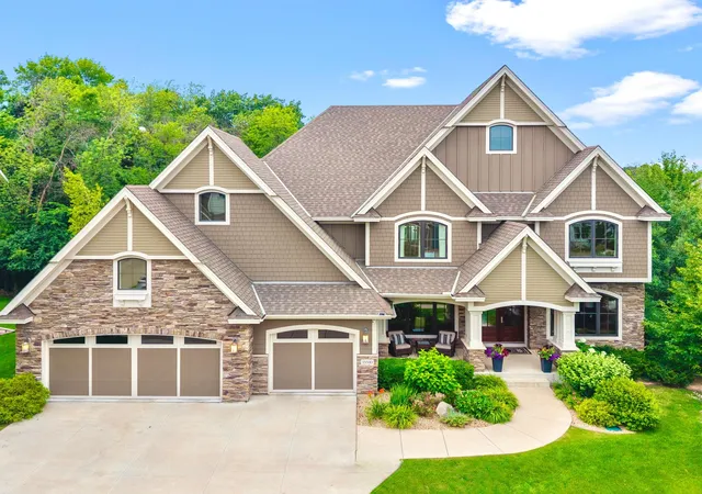 Photo 1 of Mansion for sale at 15510 53rd Avenue N, Minneapolis, MN 55446 | MLS# 7108052 | Listing updated on 2026-10-22