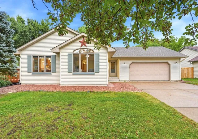 3rd image of 1420 6Th Ave, Baldwin, WI 54002 | MLS# 7108073
