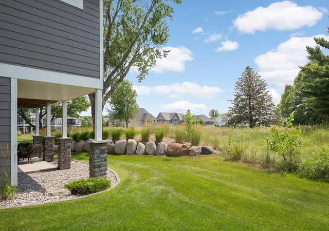 61st image of 1934 Annika Dr N, Lake Elmo, MN 55042 | MLS# 7108093