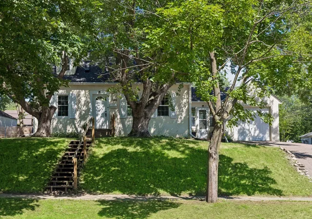 2nd image of 3500 Perry Ave N, Minneapolis, MN 55422 | MLS# 7108104