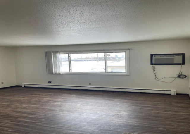 2nd image of 612 6th St E, West Fargo, ND 58078 | MLS# 7108141