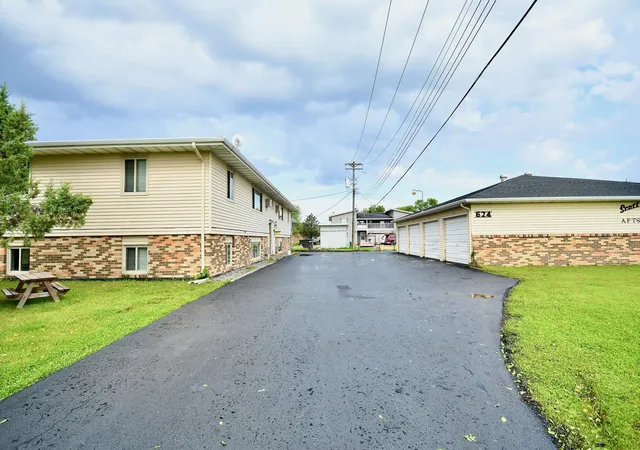 1st image of 624 6th St E, West Fargo, ND 58078 | MLS# 7108143