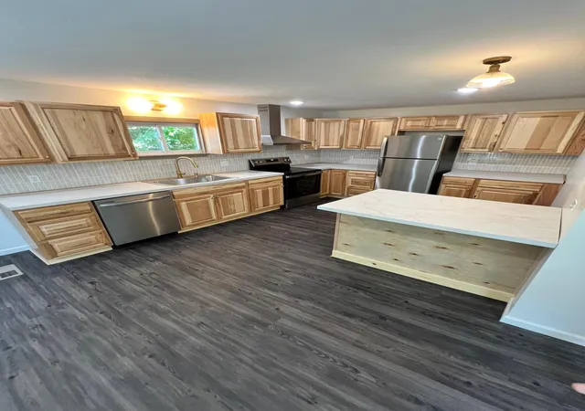 Photo 4 of Single family home for sale at 208 6th Avenue, Bovey, MN 55709 | MLS# 7108186 | Listing updated on 2026-09-02