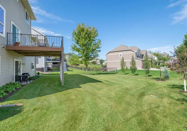 32nd image of 1113 Rosemary Ln, Chaska, MN 55318 | MLS# 7108195
