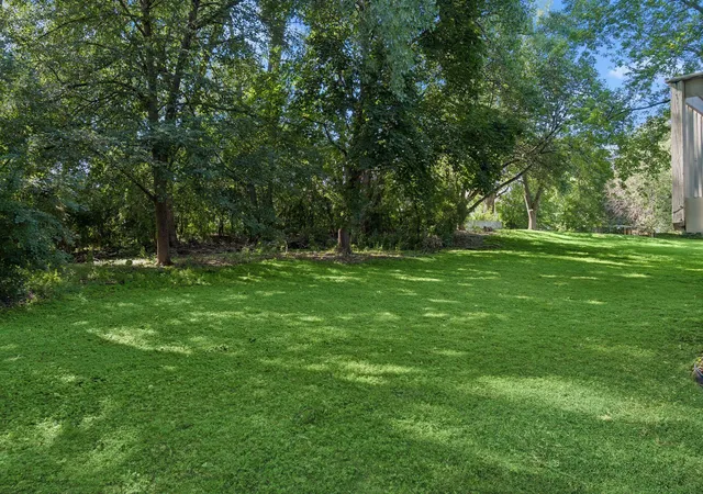 18th image of 2817 Flag Ave N, Minneapolis, MN 55427 | MLS# 7108227