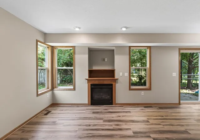 3rd image of 833 Glen Ter, Newport, MN 55055 | MLS# 7108236