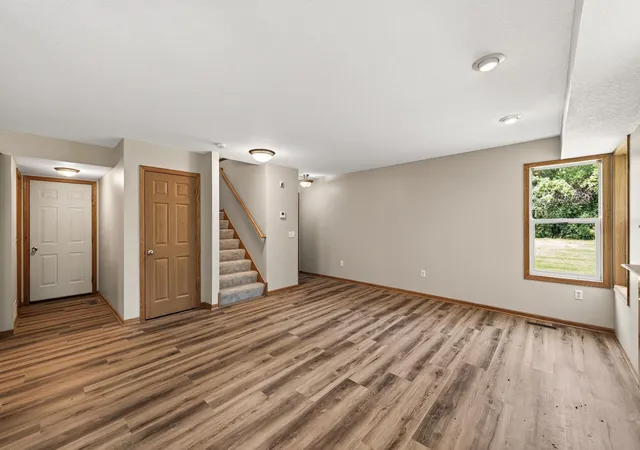 4th image of 833 Glen Ter, Newport, MN 55055 | MLS# 7108236