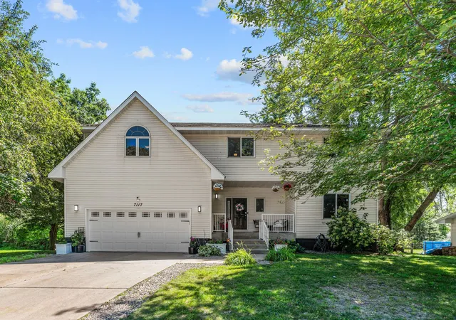 Photo 1 of Sale Pending at 7117 Courtly Rd, Saint Paul, MN 55125 | MLS# 7108238 | Listing updated on 2026-09-03