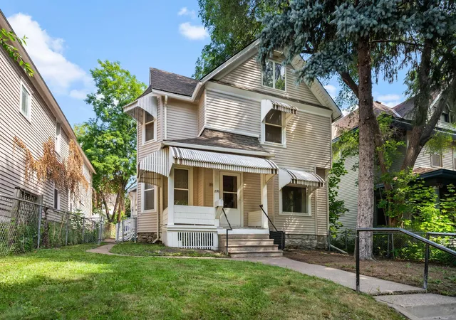 Photo 1 of Single family home for sale at 835 3rd Street E, Saint Paul, MN 55106 | MLS# 7108242 | Listing updated on 2026-09-30