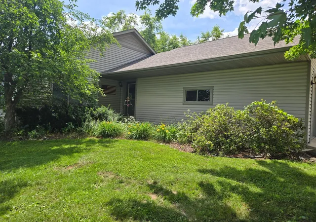 2nd image of 1917 190th St, New Richmond, WI 54017 | MLS# 7108293