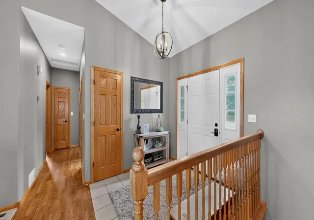 2nd image of 1002 John & Mary Dr Se, Chatfield, MN 55923 | MLS# 7108387