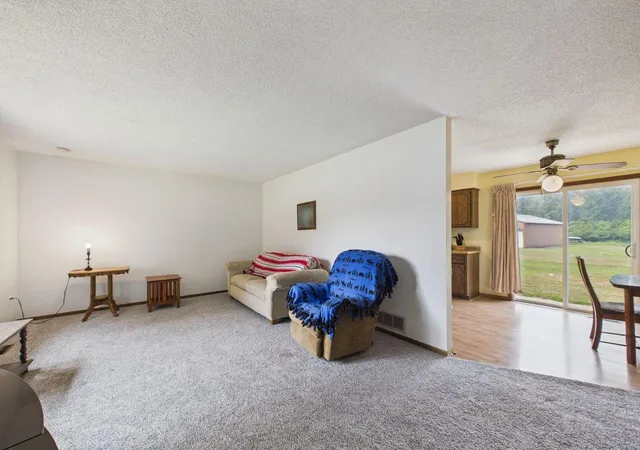 2nd image of 16112 Kettle River Blvd Ne, Forest Lake, MN 55025 | MLS# 7108395