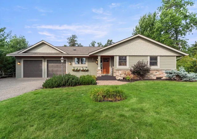 2nd image of 22617 Hole In The Day Dr, Nisswa, MN 56468 | MLS# 7108405