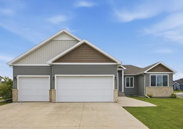 1st image of 5486 Tyler Ave S, Fargo, ND 58104 | MLS# 7108419
