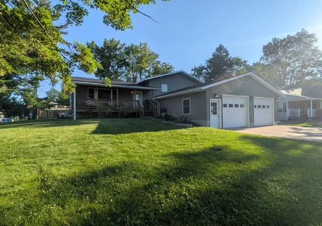 Photo 1 of Single family home for sale at 427 1st Avenue W, Clear Lake, WI 54005 | MLS# 7108433 | Listing updated on 2026-08-27