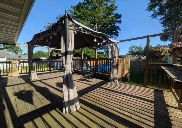 Photo 4 of Single family home for sale at 427 1st Avenue W, Clear Lake, WI 54005 | MLS# 7108433 | Listing updated on 2026-08-27